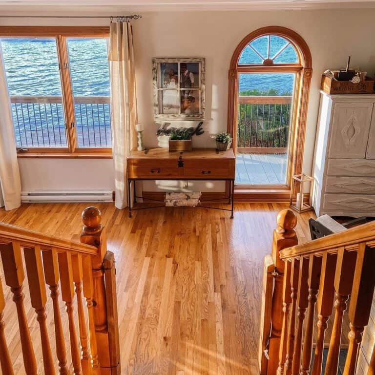 Wooden Stair Spindles and Handrail