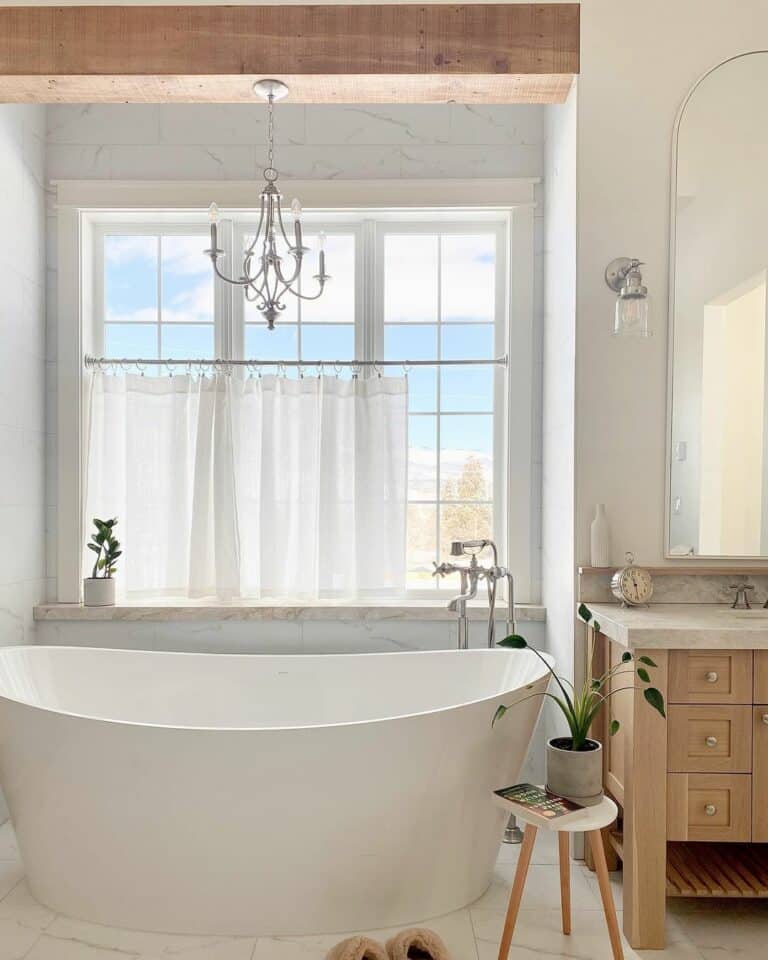Farmhouse Bathroom With a Freestanding Bath