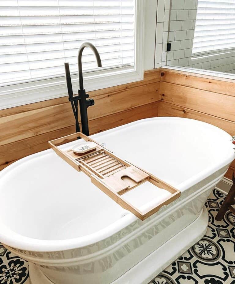 Spa-Like Bathroom With a Free Standing Tub and Shower