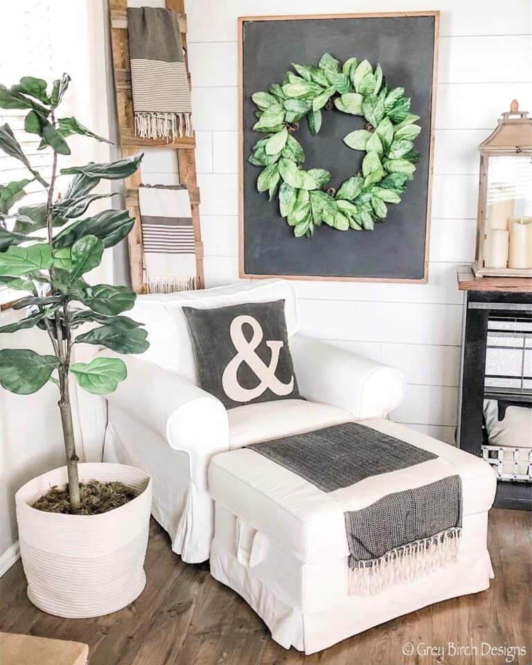 Living Room Armchair with Ottoman
