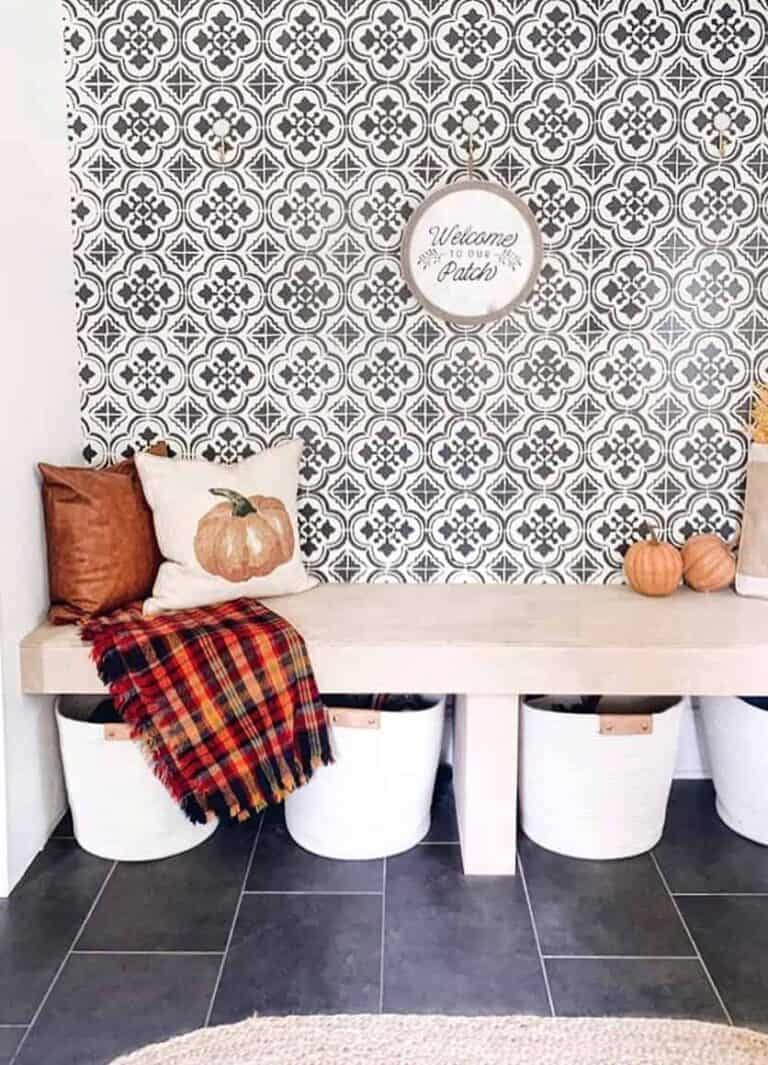 Farmhouse Cottage Charm Entryway