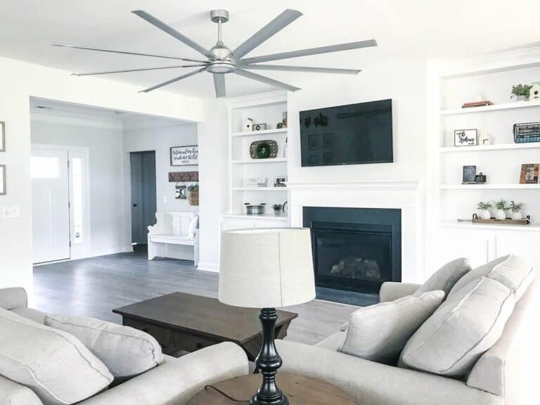 White Built-in Living Room Entertainment Center Ideas