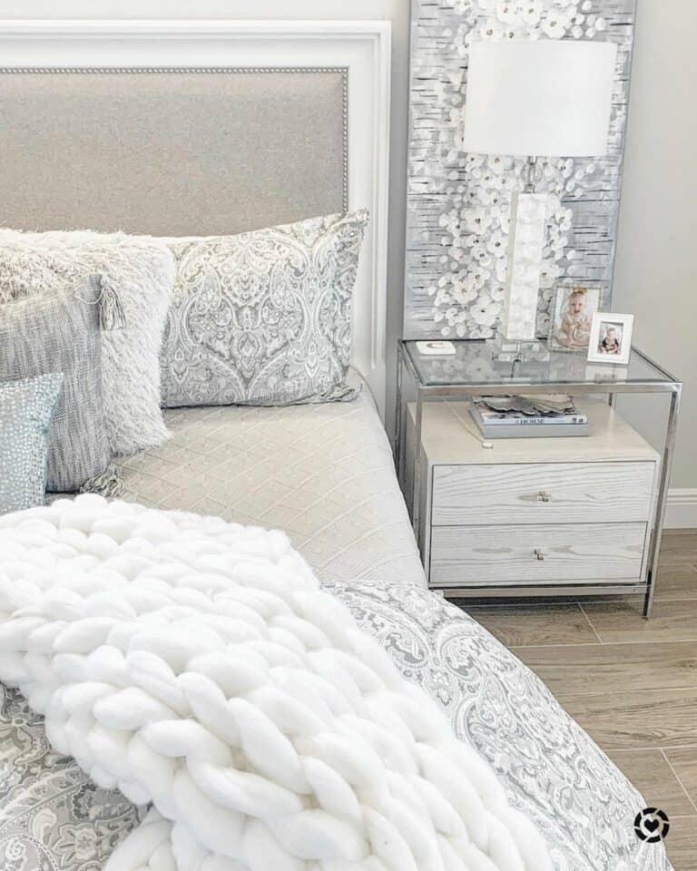 White Chunky Knit Blanket on a Paisley Comforter