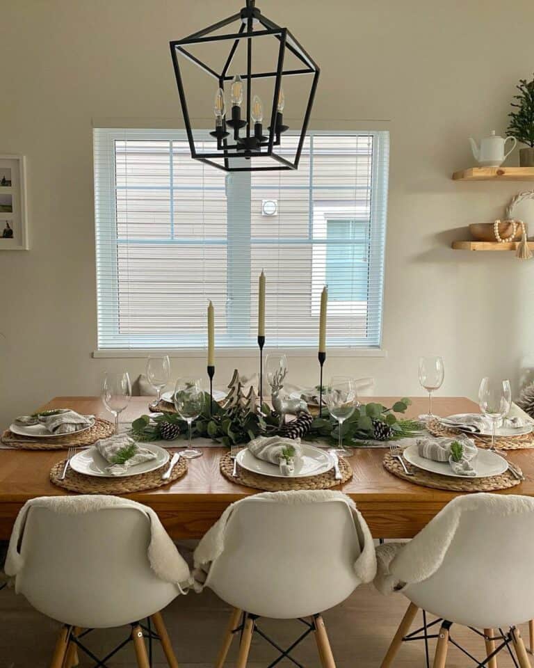 Natural Centrepiece on a Wood Table