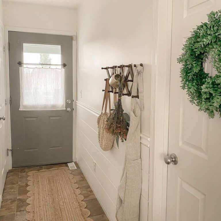 Cozy White Cottage Entryway