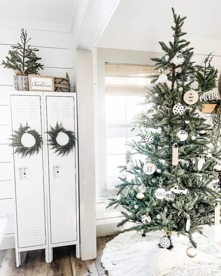 Winter Décor for White Lockers and Neutral Room