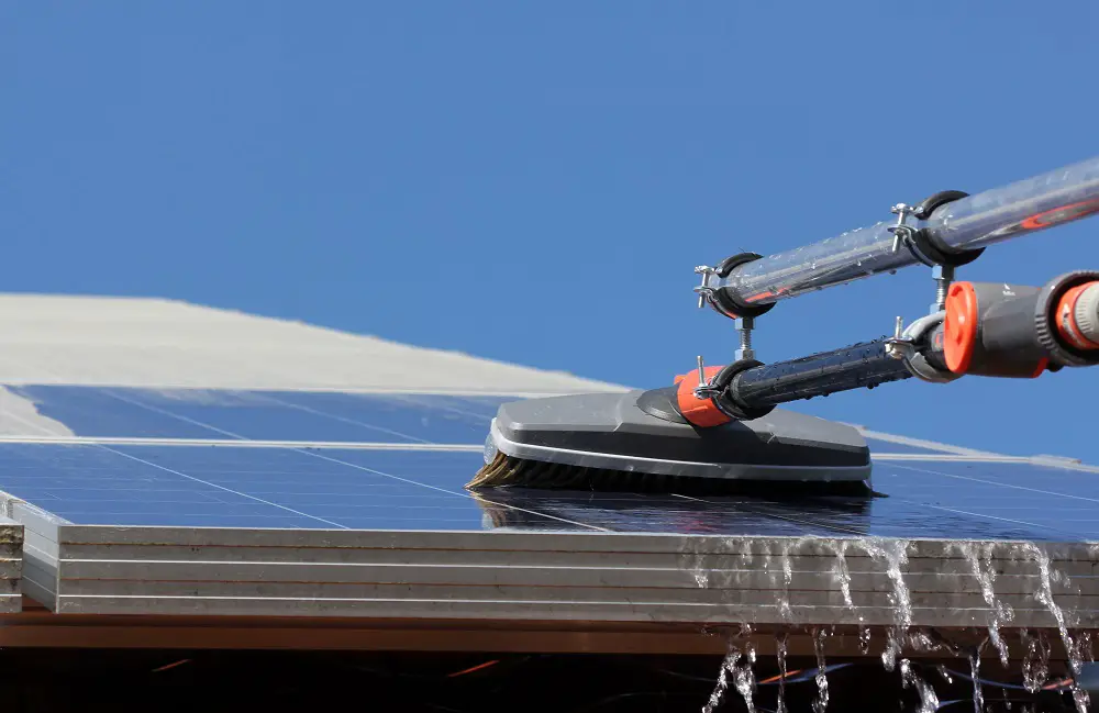 solar panel cleaning