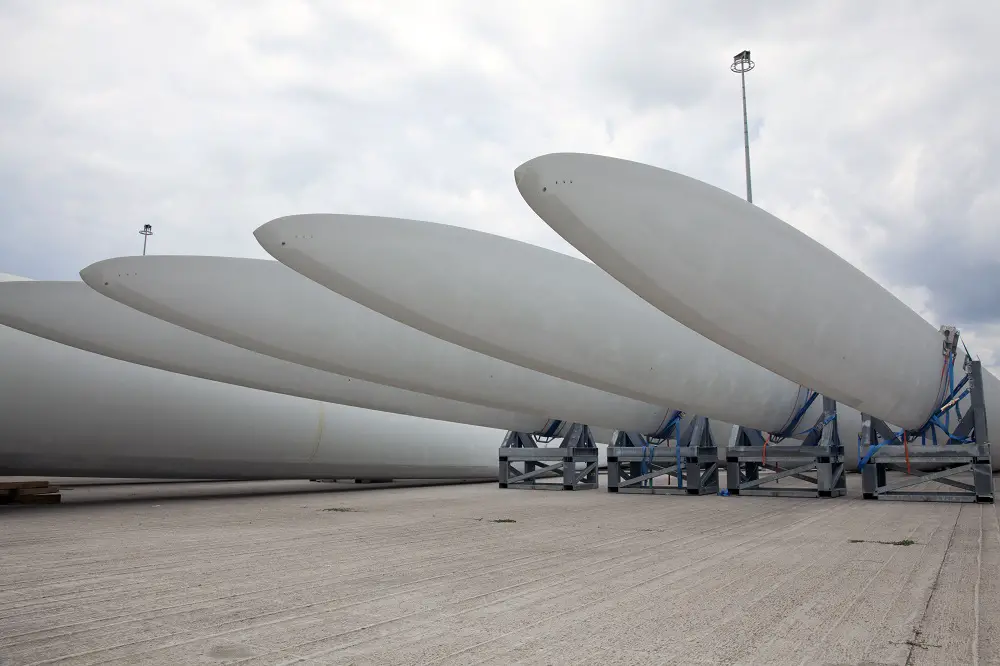 why do wind turbines have 3 blades