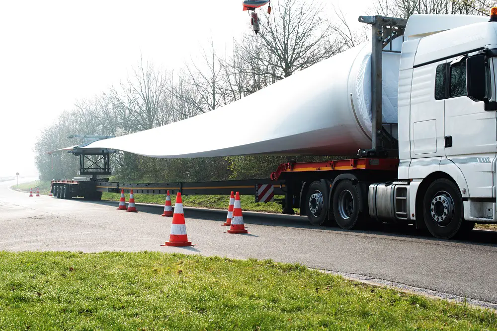 how long are wind turbine blades