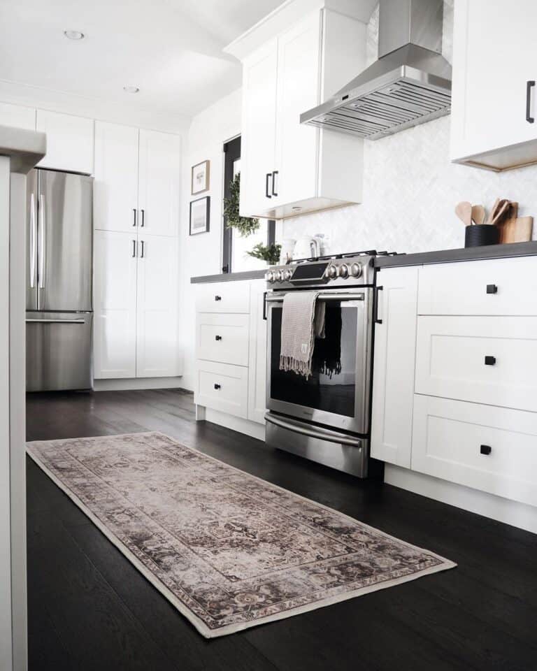 Square Black Kitchen Knobs in a White Kitchen