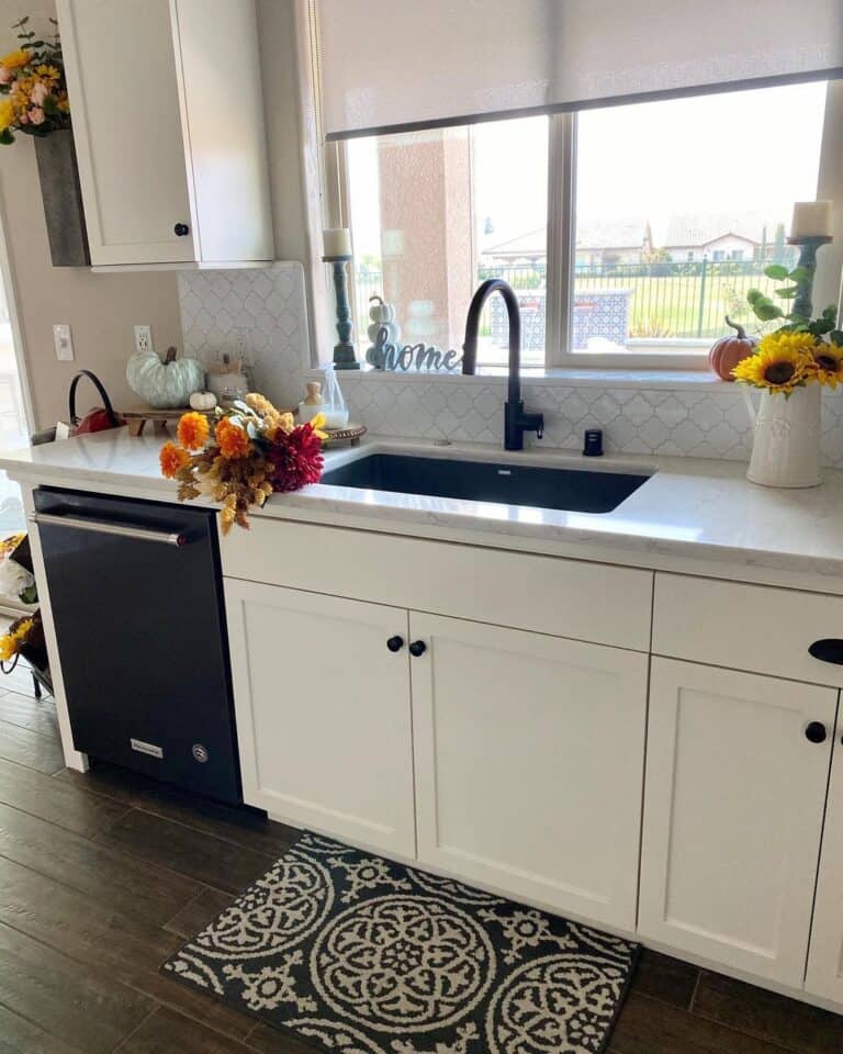 Black Kitchen Hardware in a Bright Kitchen