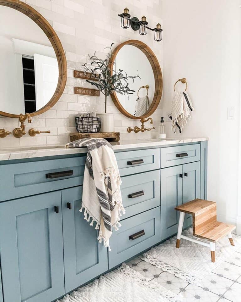 Blue and Grey Farmhouse Bathroom Décor