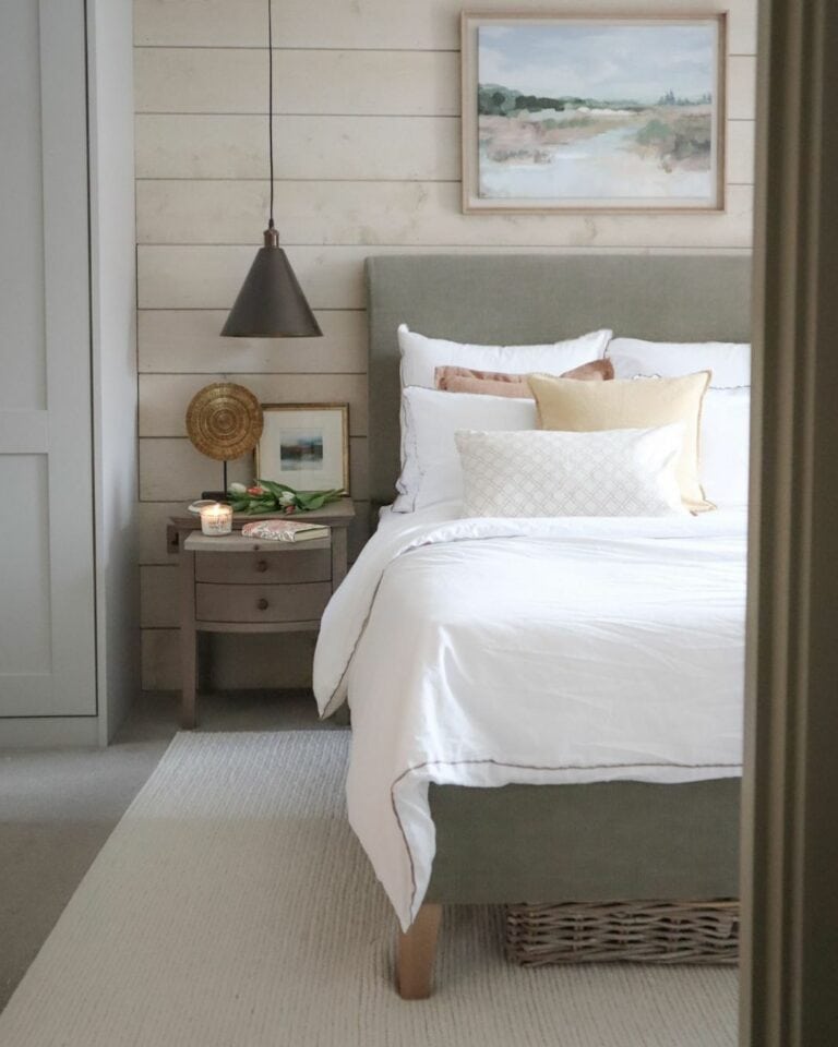 Contrasting Pendant Light
