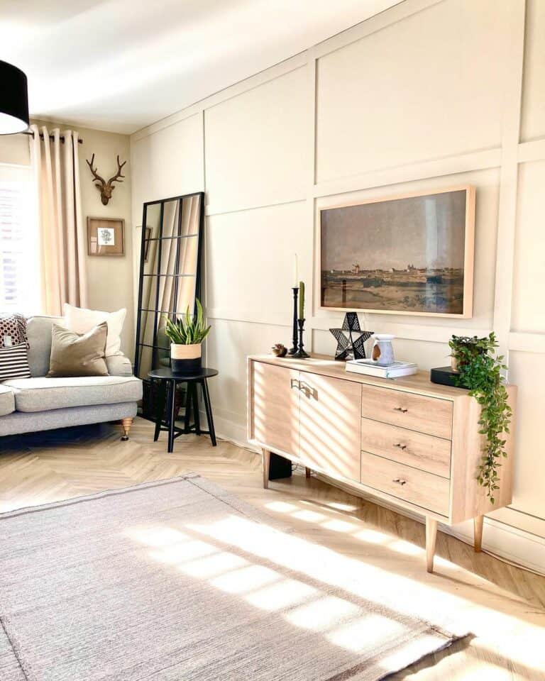 Embracing a Blend of Neutrals and Textures