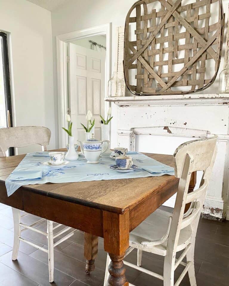 Rustic Farmhouse Dining Room