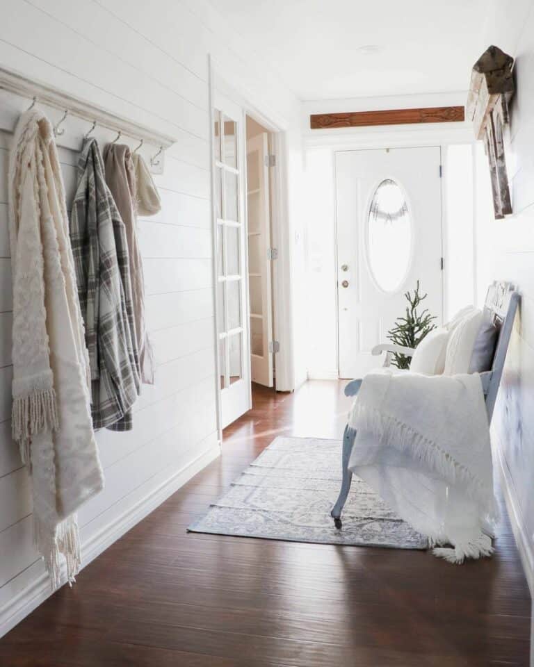Narrow Entryway Ideas With Seating Options