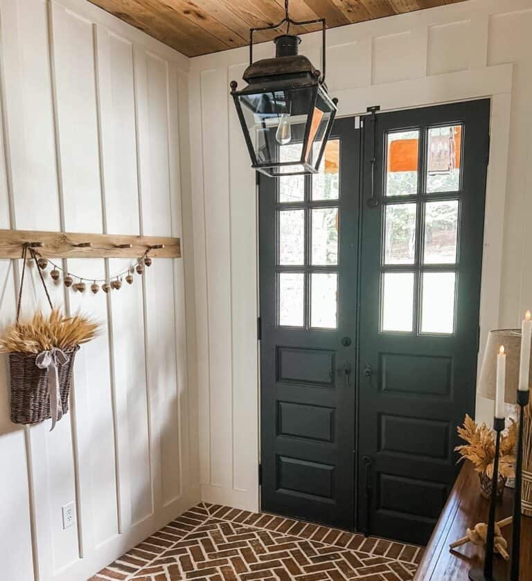 Rustic Materials for a Farmhouse Look