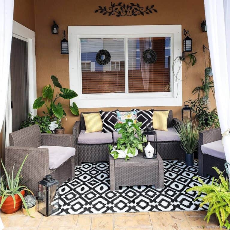 Tropical Patio Retreat