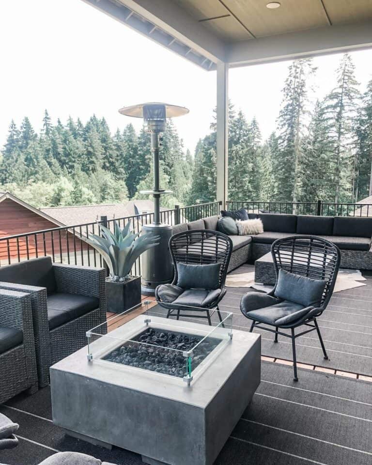 Dreamy Deck Décor
