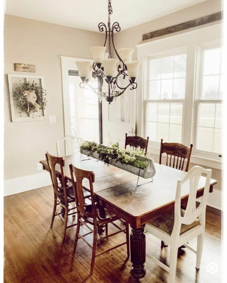 Rustic Centerpiece Trays for a Farmhouse Dining Room