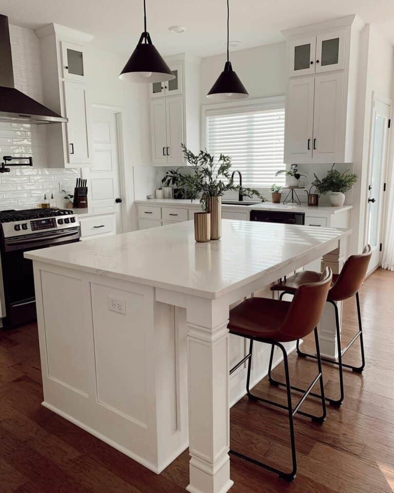 Black Pendant Lights for White Kitchen Island