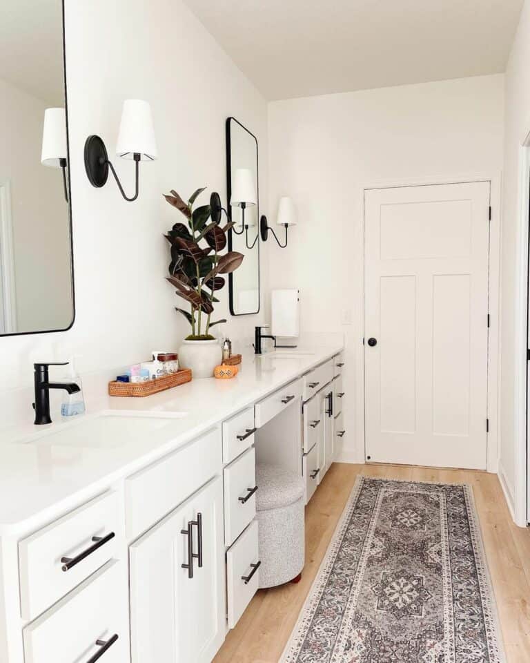 Decorating the Space Between Bathroom Sinks with Seating