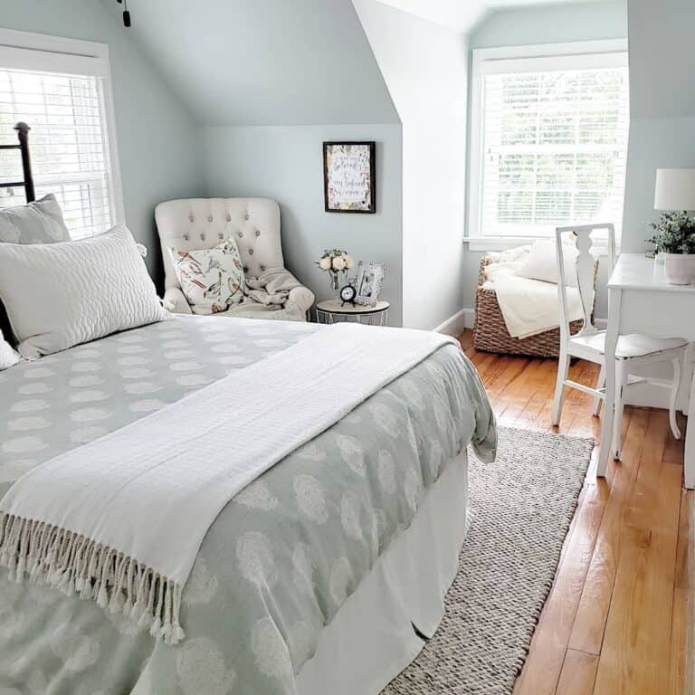 Furniture Arrangement for Bedroom With Multiple Windows