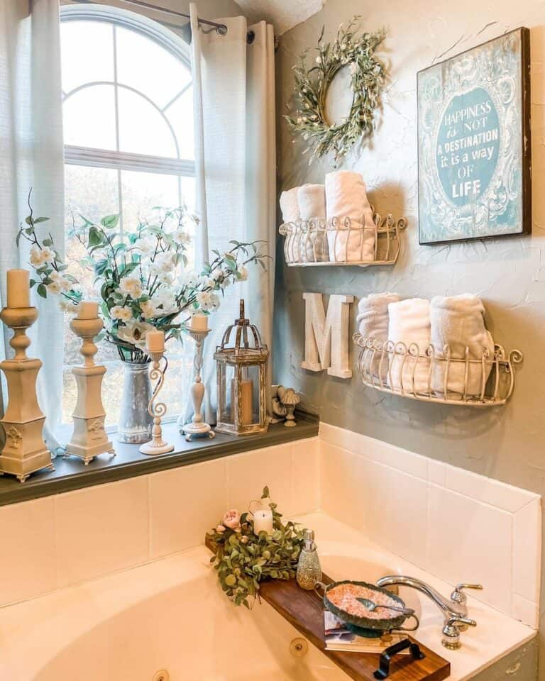 Shabby Chic Wall Gallery Shelving