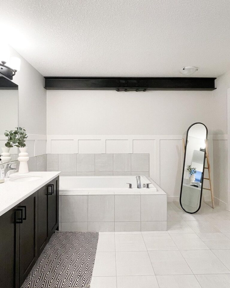 Mirrors as Functional Décor