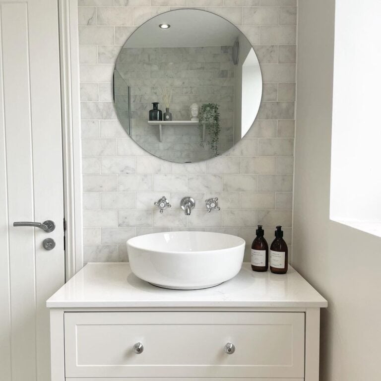 Choose a Frameless Mirror