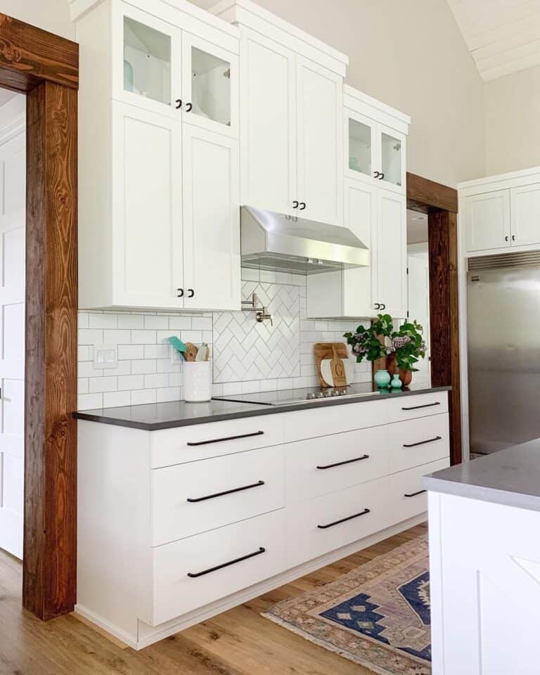 Long Black Kitchen Handles on Plain White Drawers
