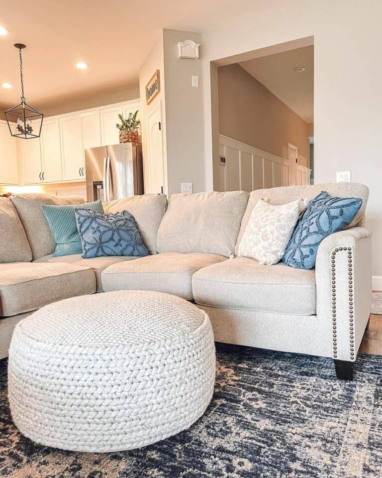 Playing With Texture and Color in Neutral Living Room