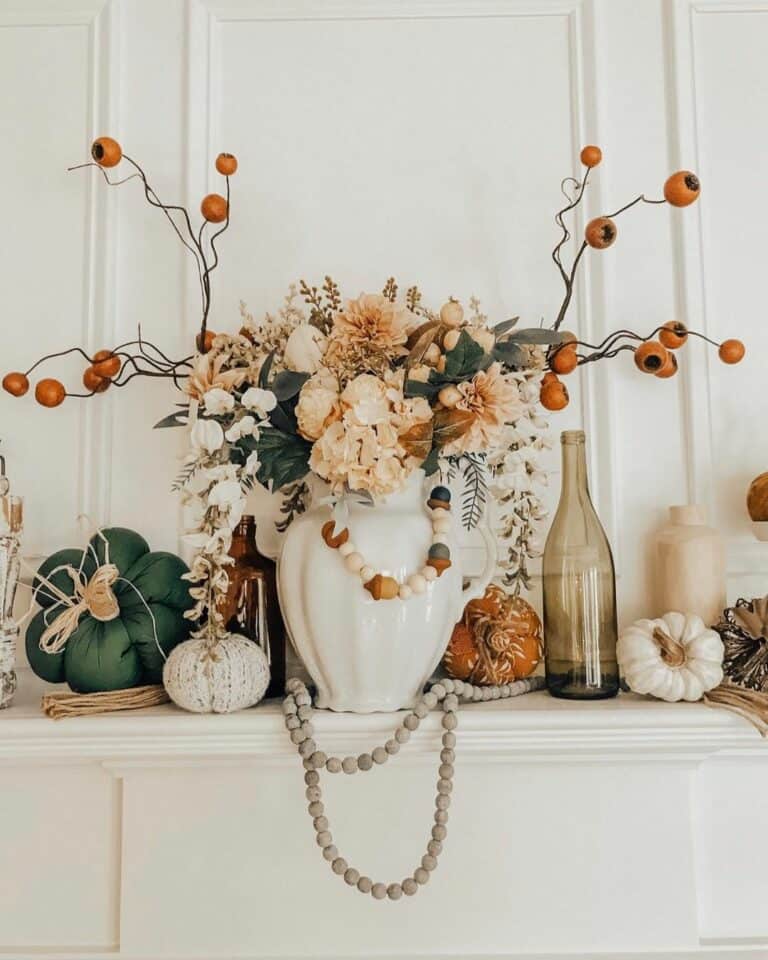 Vintage White Vase Shelf Décor