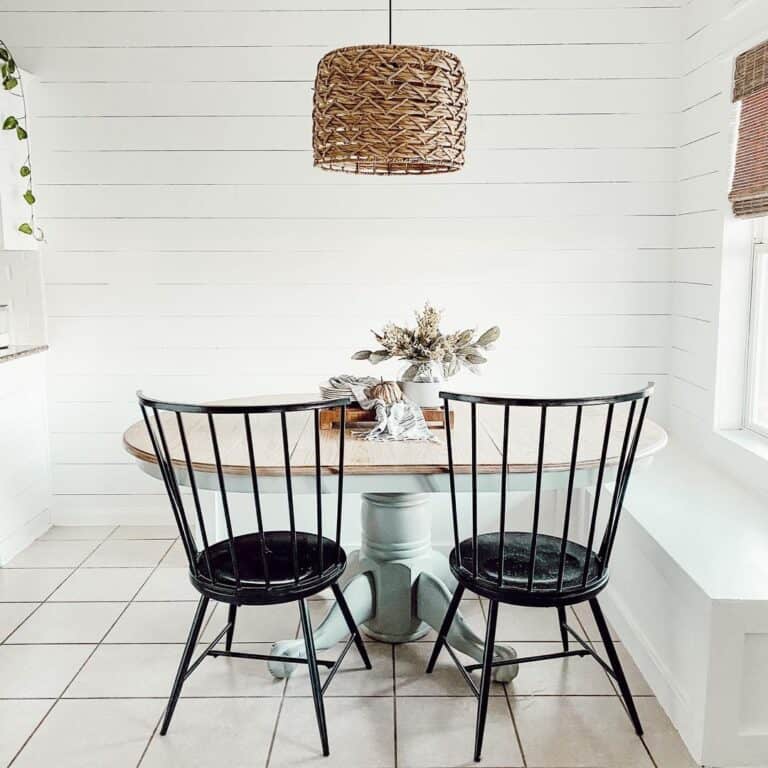 Delicately Woven Rattan Pendant Lamp